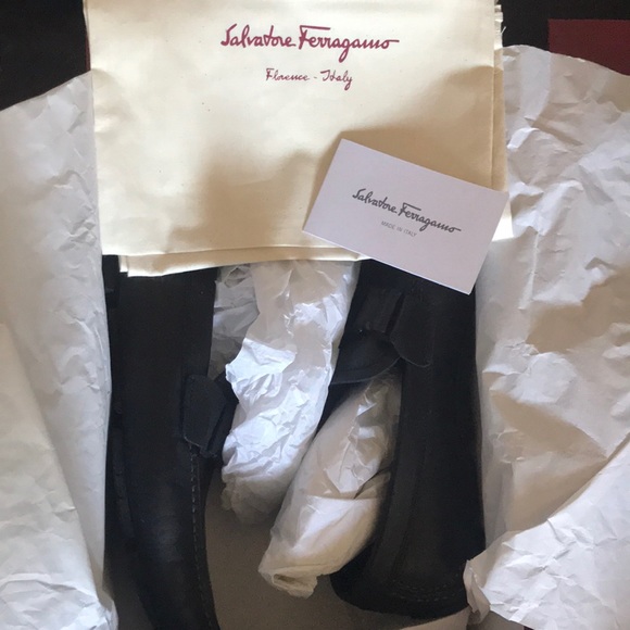 Ferragamo dress shoes main image 5